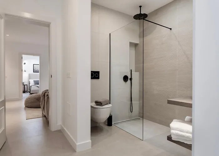 Luxurious Acebo 4 Bed, 4 Bath, Private Pool