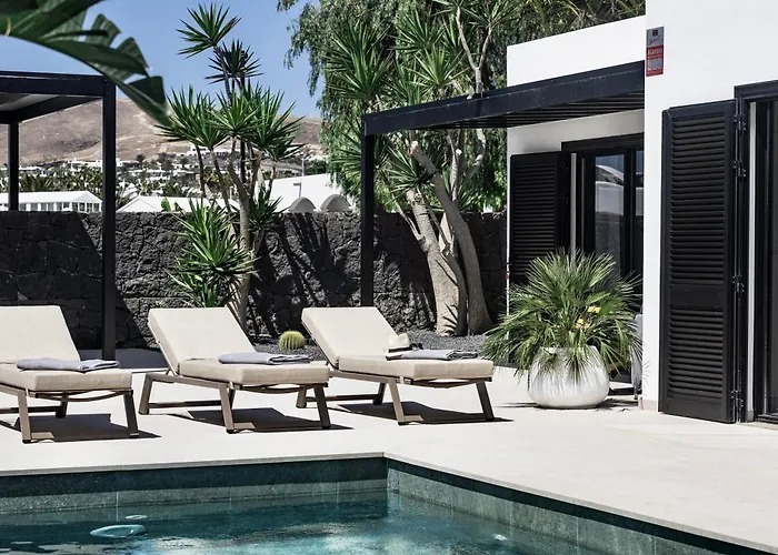 Villa Luxurious Acebo 4 Bed, 4 Bath, Private Pool Playa Blanca (Lanzarote)