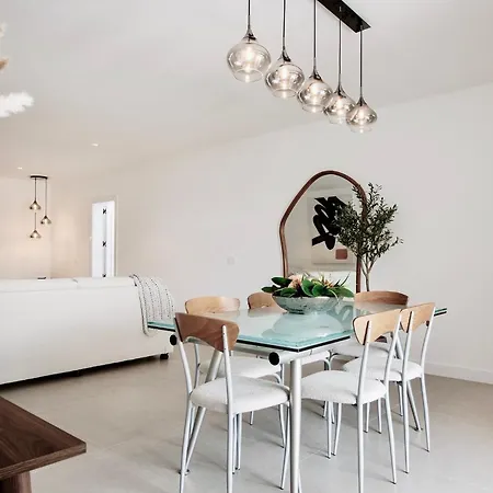 Luxurious Acebo 4 Bed, 4 Bath, Private Pool Playa Blanca (Lanzarote)