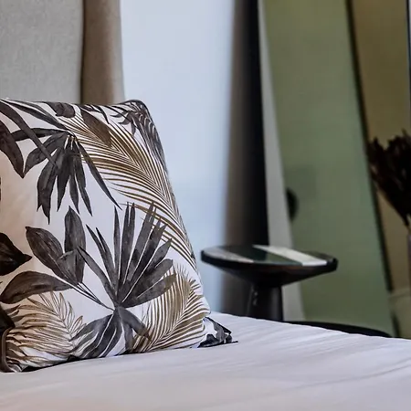 Luxurious Acebo 4 Bed, 4 Bath, Private Pool Villa *