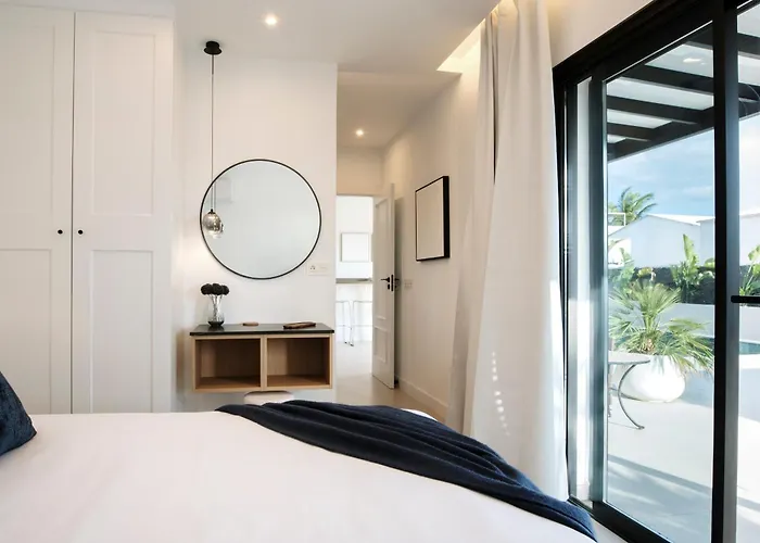 Luxurious Acebo 4 Bed, 4 Bath, Private Pool *