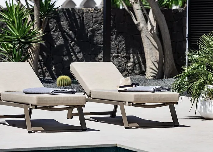 Luxurious Acebo 4 Bed, 4 Bath, Private Pool Willa