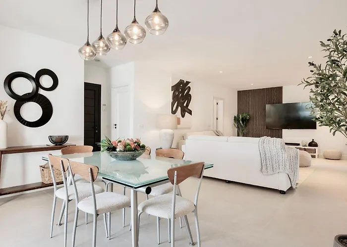 Luxurious Acebo 4 Bed, 4 Bath, Private Pool ヴィラ プラヤ・ブランカ