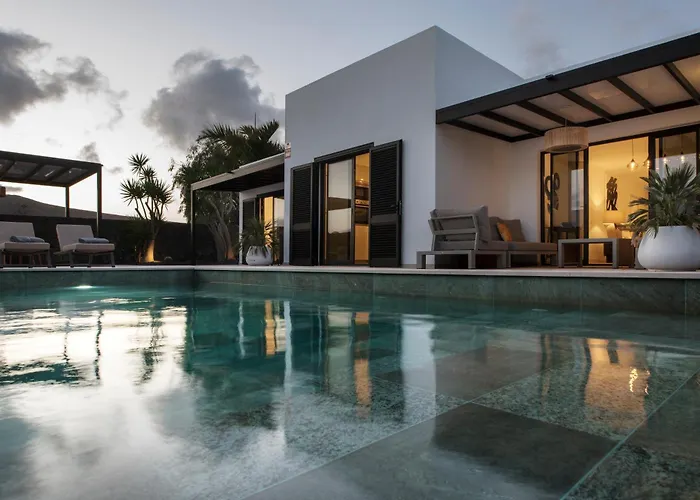 ヴィラ Luxurious Acebo 4 Bed, 4 Bath, Private Pool *